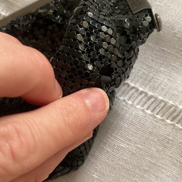 Express Y2K mesh evening clutch in black. - Picture 11 of 12